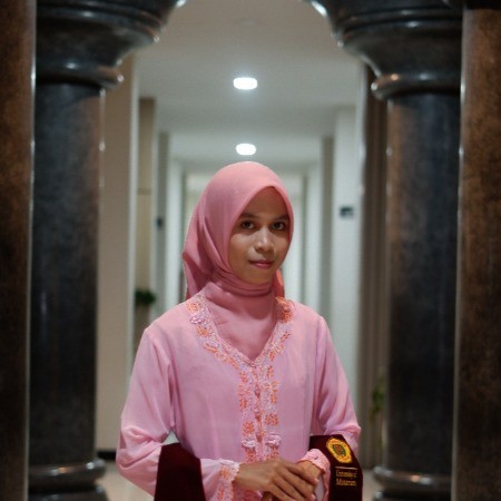 Yanti Aprianingsih