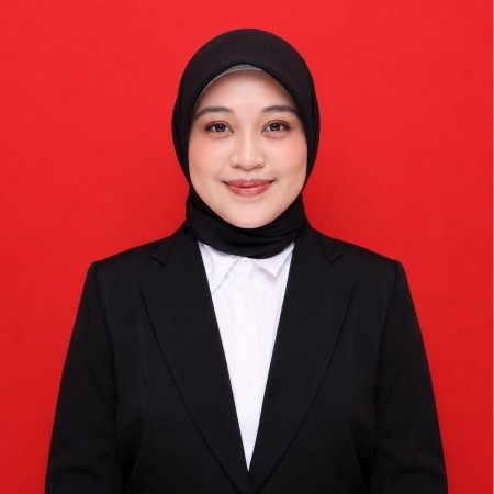 Sucianti Lustia Indah Sari
