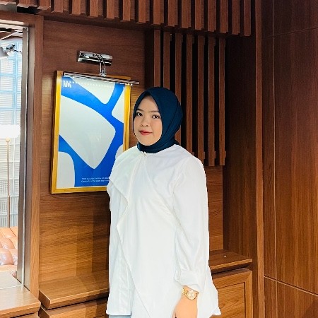 Andini Putri